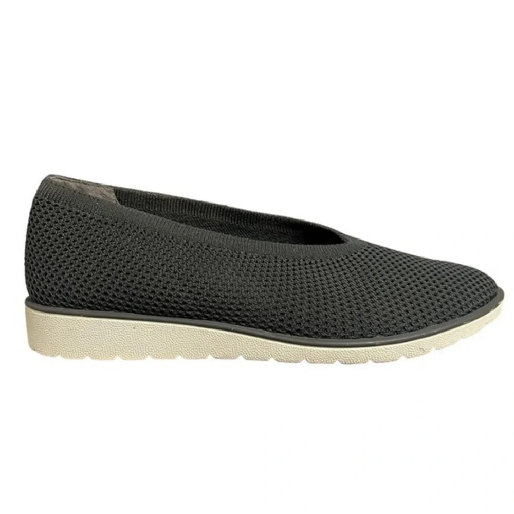 Eileen Fisher Brown and Cream Flats - Picture 1 of 9